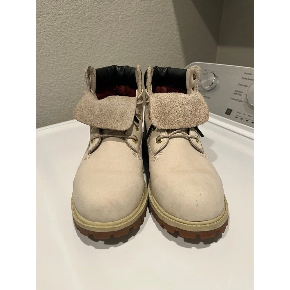 Timberland 6-Inch Premium Waterproof Boots – Boys 6.5 / Women’s 8.5 – Light Beig